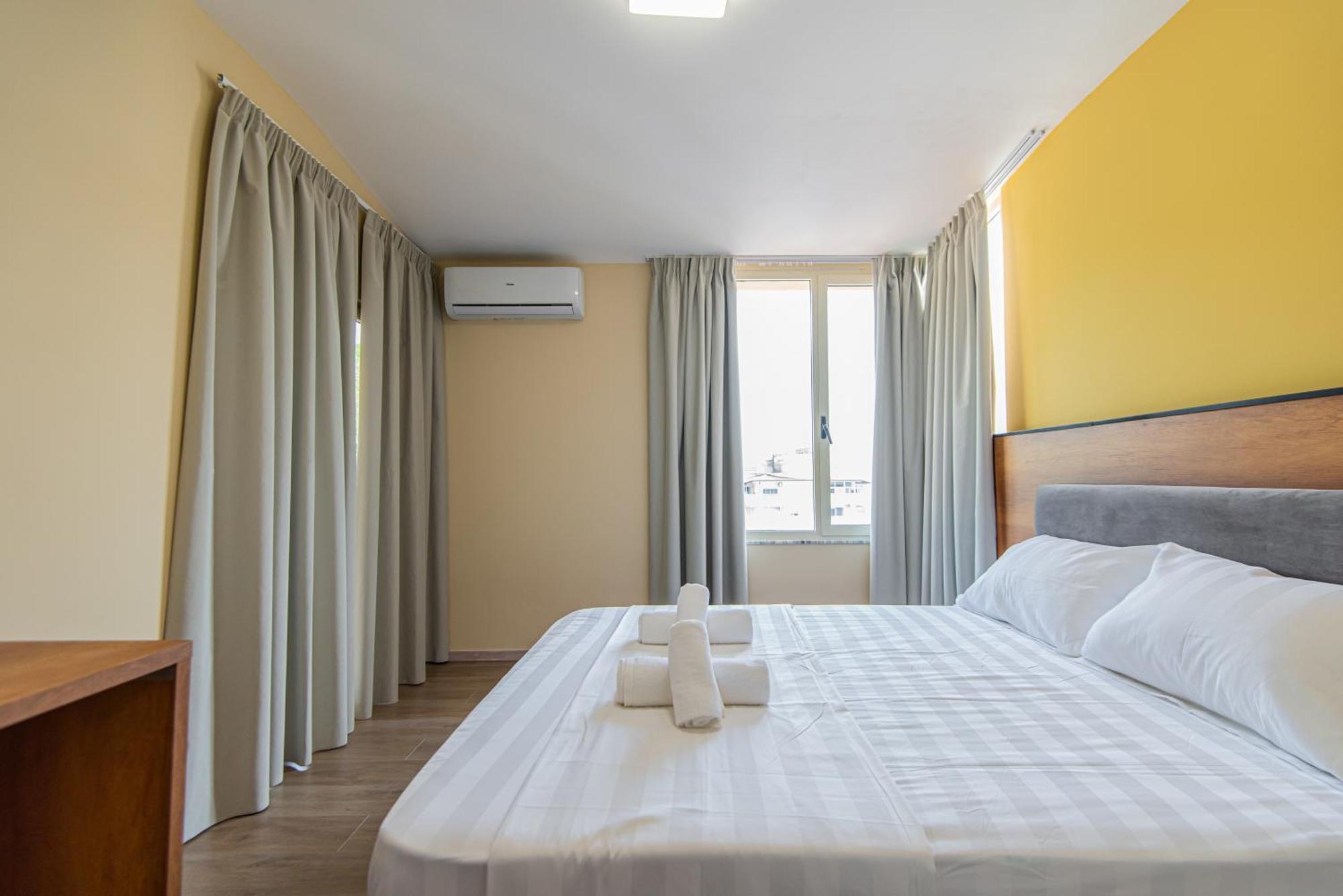 Aparthotel Eda Durrës Extérieur photo