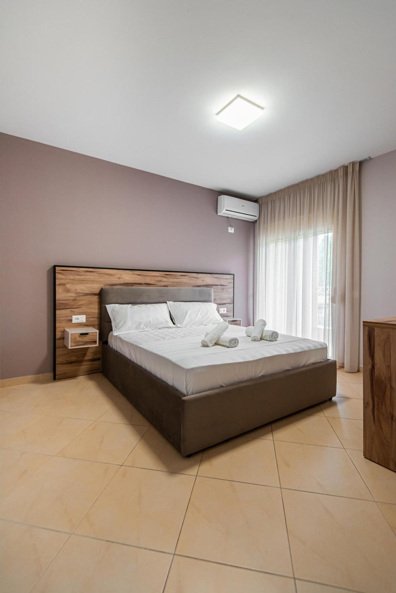 Aparthotel Eda Durrës Extérieur photo