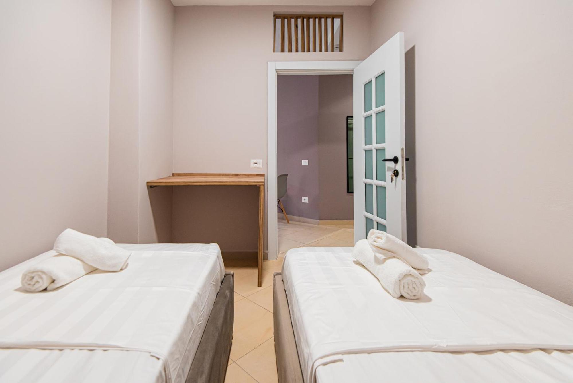 Aparthotel Eda Durrës Extérieur photo