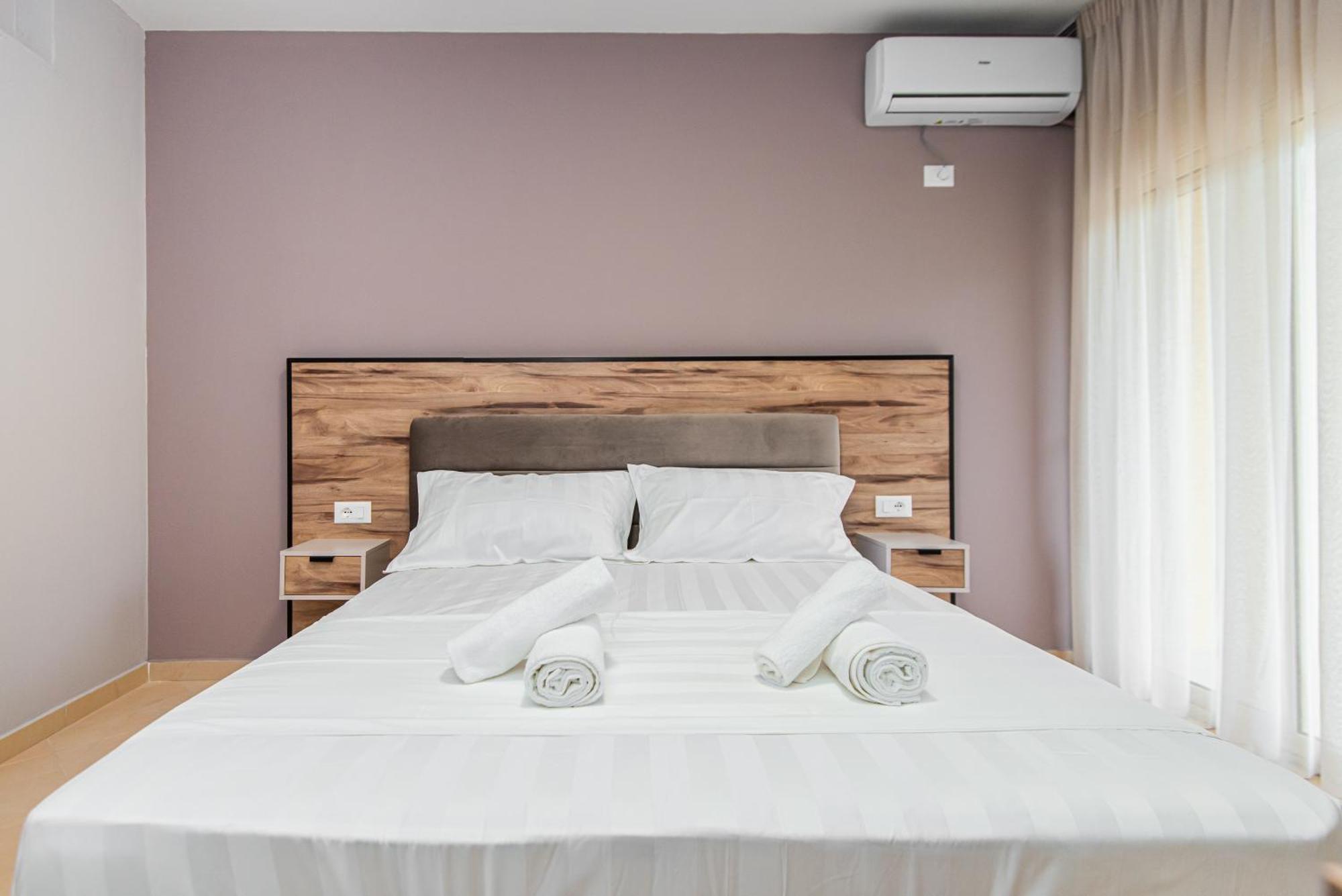 Aparthotel Eda Durrës Extérieur photo